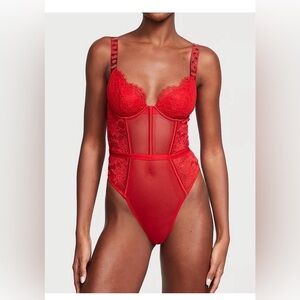 Victoria's Secret Shine Strap Unlined Lace & Mesh Teddy in Cherry Red Size M NWT